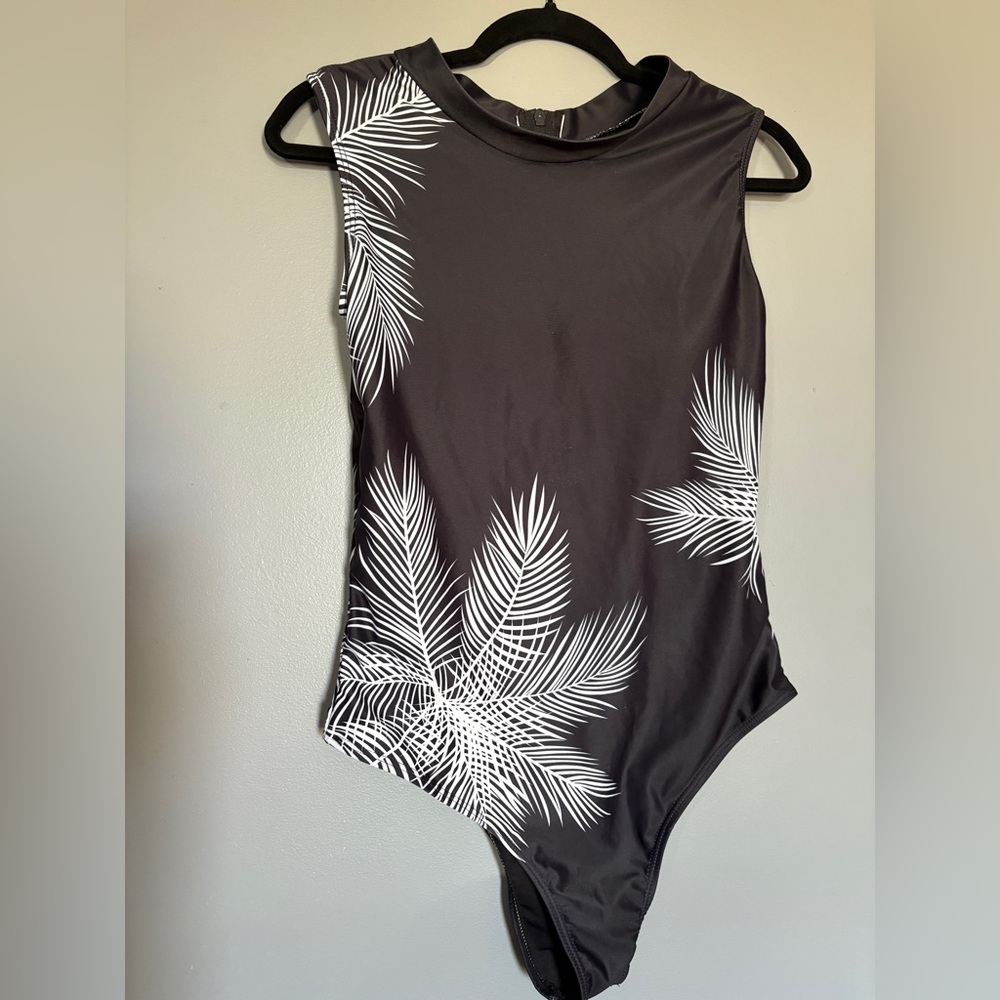 Tropical Leaf Print Womens Swimsuit- NEW-Large-Coastal Beach